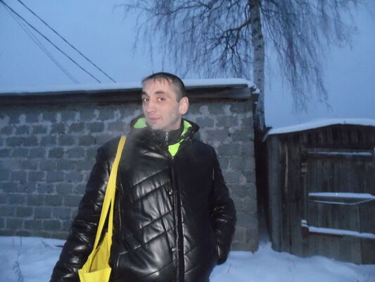  ,   Aleks, 40 ,   