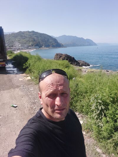  ,   Adem, 46 ,   ,   