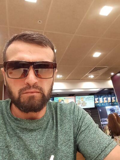  ,   Tabrez, 33 ,   ,   