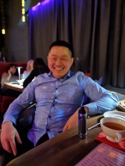 --,   Denis, 37 ,   ,   , c 
