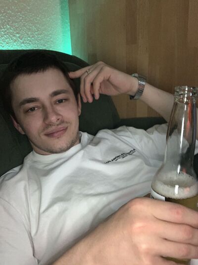  Weil am Rhein,   Roman, 25 ,   ,   