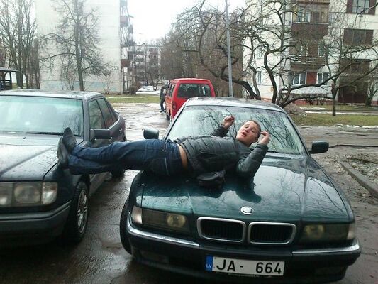  ,   Vladik, 33 ,   