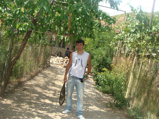  ,   Avtandil, 32 ,   ,   , c 