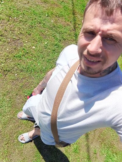  ,   Maxim, 31 ,   ,   