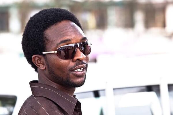  Portsmouth,   Emeka, 41 ,     , c 