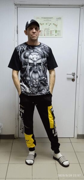  ,   Valek, 37 ,   ,   , c , 
