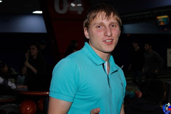  --,   Al, 28 ,   