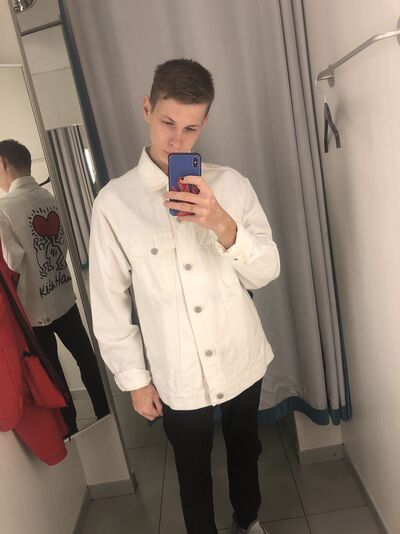  ,   Alex, 22 ,   ,   , 