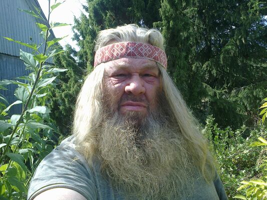  ,   Sasha, 61 ,   ,   , c 