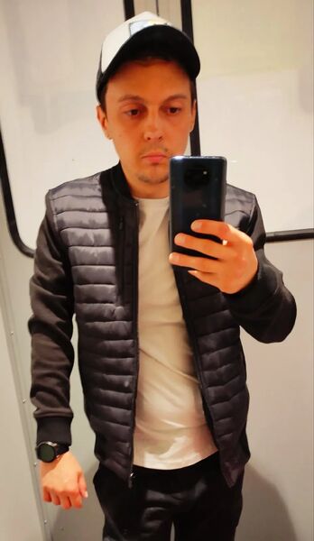  -,   Mikl, 34 ,   ,   , c , 