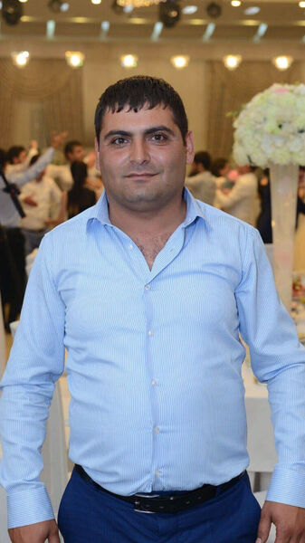  ,   Armen, 38 ,   ,   