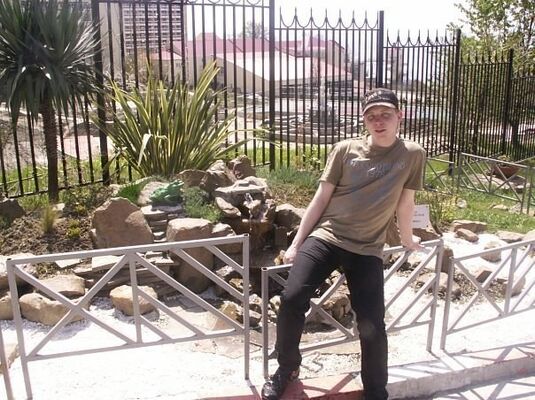  ,   Maksim, 37 ,  