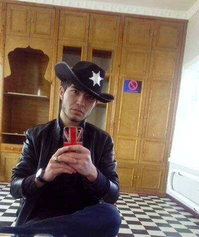  ,   Aziz oken, 33 ,   ,   , c 