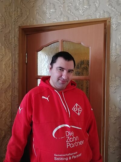  ,   Vitor, 42 ,   ,   