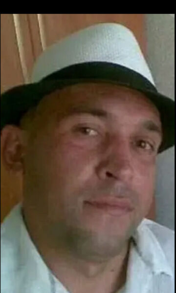 ,   Ruben, 46 ,   ,   , c 