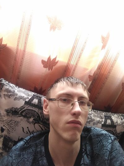  ,   Pavel, 32 ,     , c 