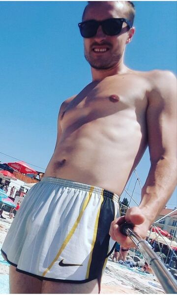  ,   Artem, 37 ,   ,   , c 