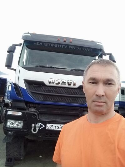  ,   Vasiliy, 48 ,     , c 