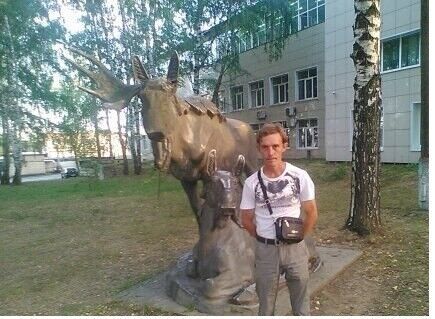  10375100  Andrei, 51 ,    