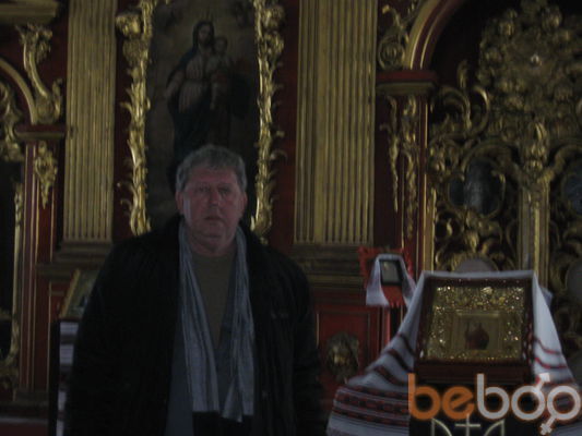  ,   Victor, 64 ,   