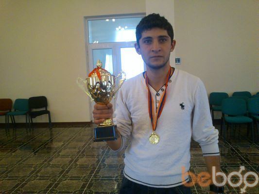  ,   Davka, 35 ,   