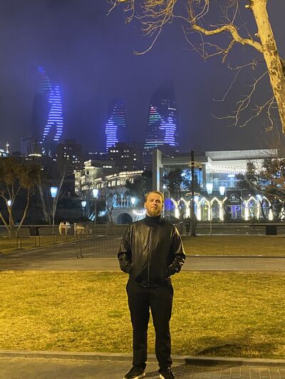  ,   George, 24 ,   ,   