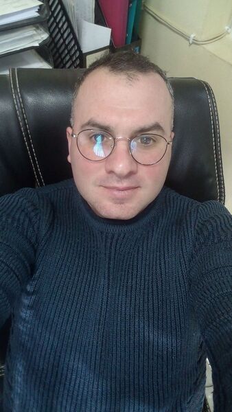  ,   Kostia, 37 ,   ,   , c , 