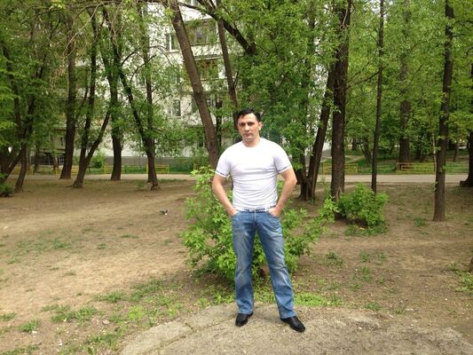  ,   Artur, 37 ,   ,   , c 