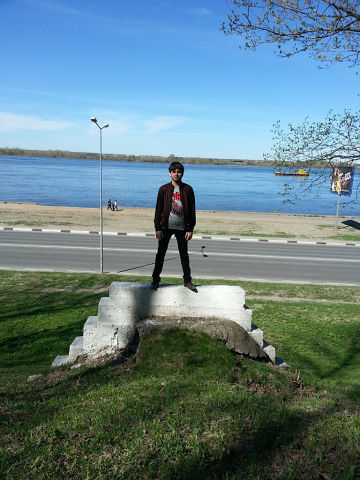   ,   Parviz, 35 ,   