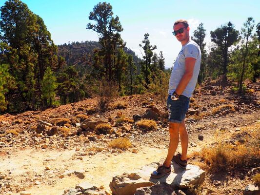  ,   Valentin, 41 ,   ,   , c 