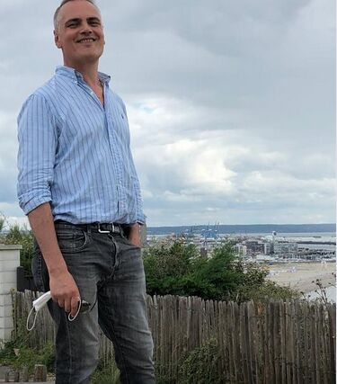  ,   Alex, 54 ,   ,   , c 