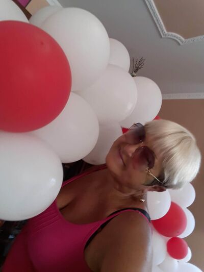  ,   Galina, 68 ,   c 