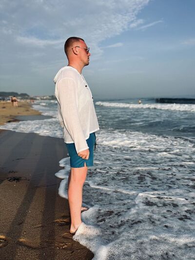  ,   Vladislav, 24 ,   ,   