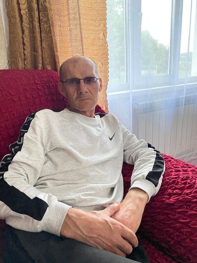  ,   Oleksik, 52 ,   ,   