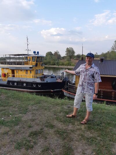  ,   Aleh, 38 ,   c 