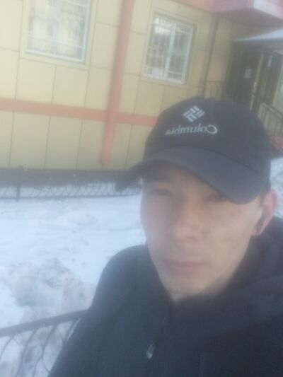  ,   Russ, 30 ,     