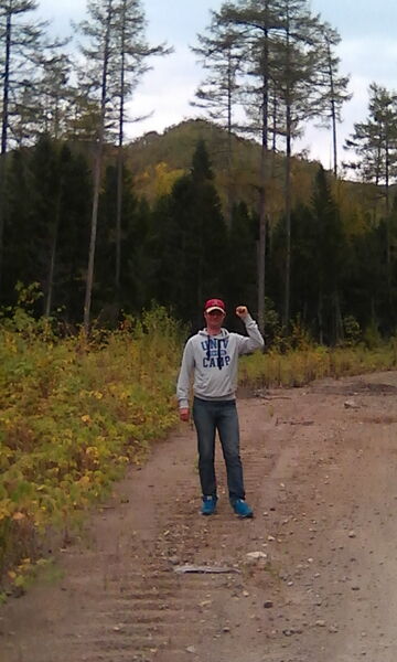 ,   Victor, 41 ,   