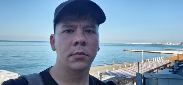  ,   Alexander, 32 ,   ,   , c 
