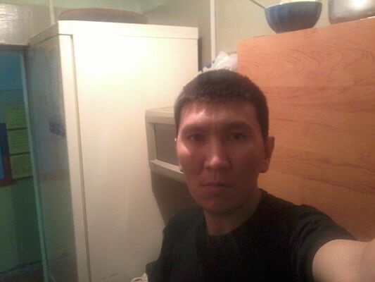  ,   Serega, 39 ,   