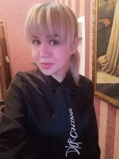  ,   Anastasia, 35 ,     
