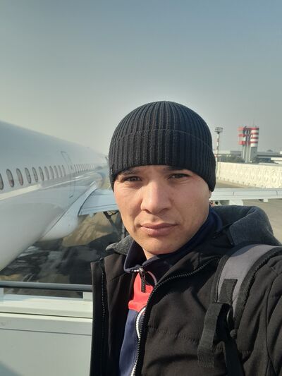  ,   Rovshan, 32 ,   ,   