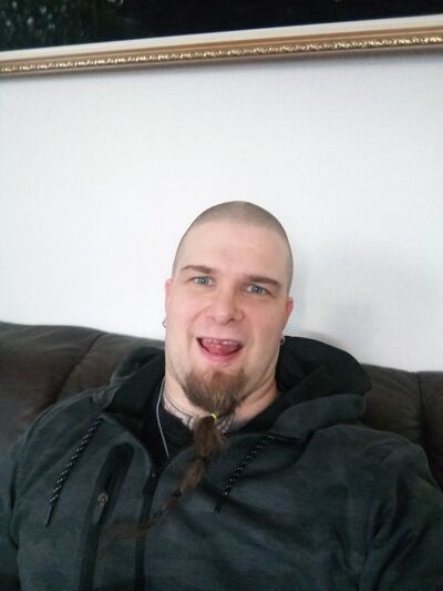  ,   Leijonamies, 34 ,   ,   , c 