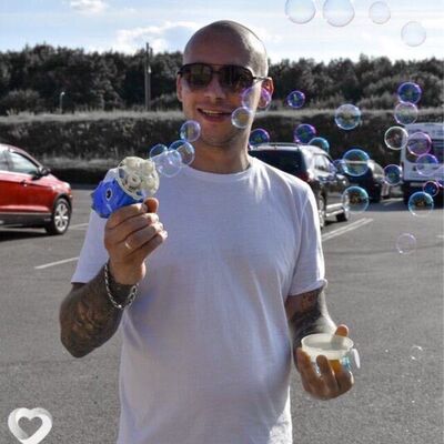  ,   Alik, 30 ,   ,   