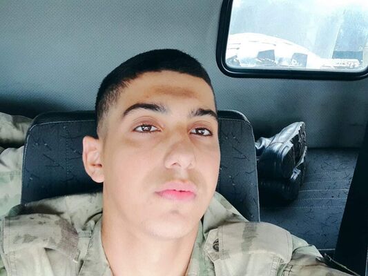  ,   Longfelo, 23 ,   ,   