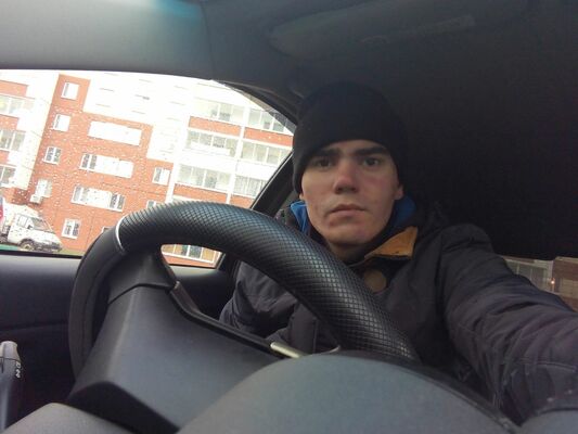  ,   Kirill, 35 ,   , 
