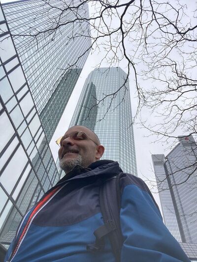  Frankfurt am Main,   Garri, 51 ,   ,   , c 