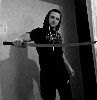  ,   Pavel, 28 ,   ,   , c , 