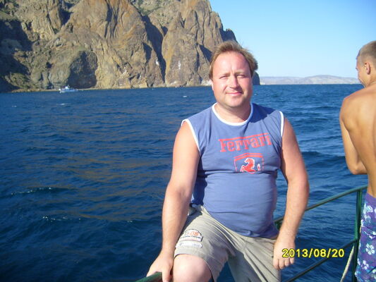  ,   Sascha, 50 ,   