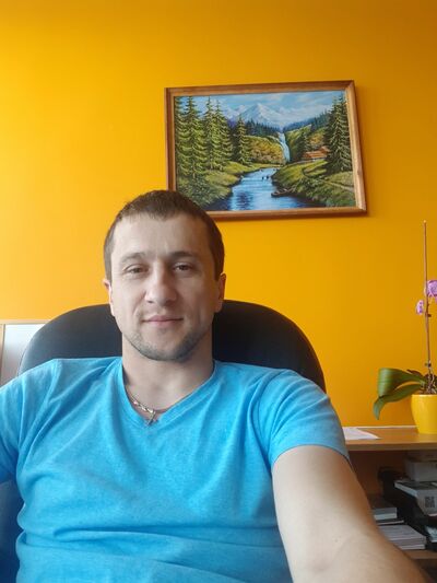  -,   Vasko, 36 ,   