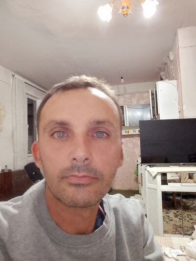  ,   Henrik, 41 ,   ,   